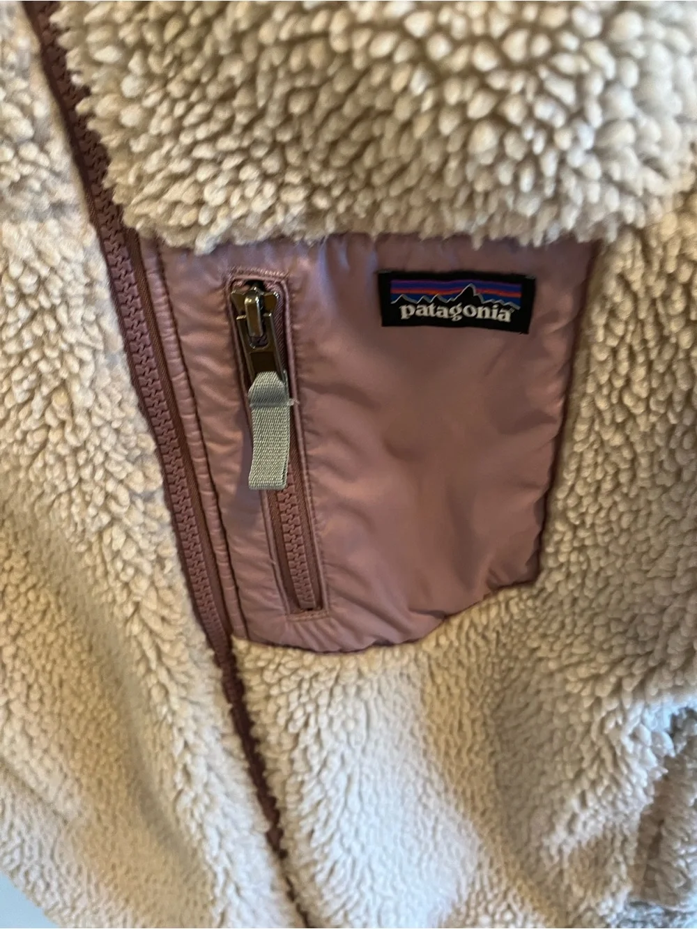 Patagonia reversible girl jacket